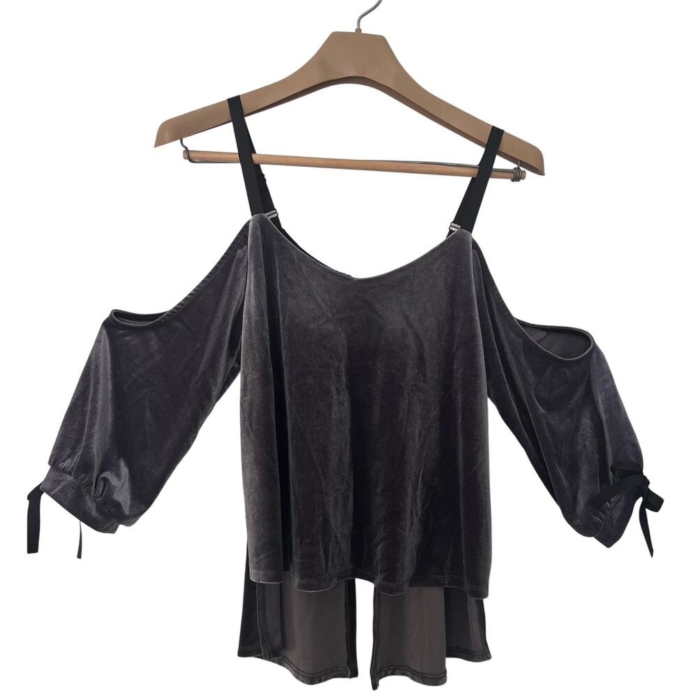 Romeo and Juliet Couture Top SMALL Gray Open Back Ties Halter Straps